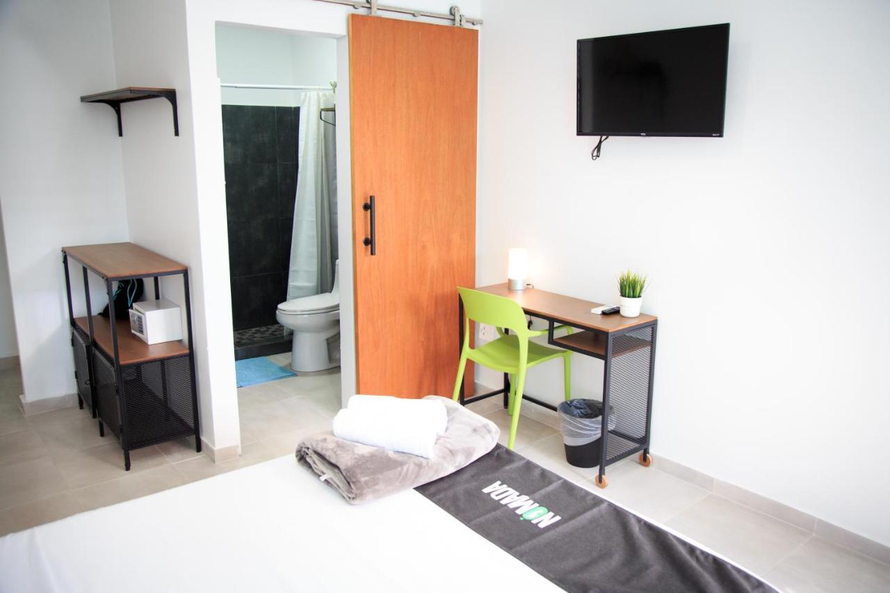 Nomada Beach Hostel- Isla Verde San Juan Exterior photo